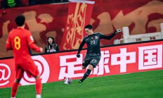 B体育-桑克雷特奉献精彩助攻，带领球队拿下胜利