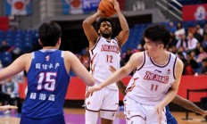 B体育-青岛对阵新疆，势均力敌谁能胜出