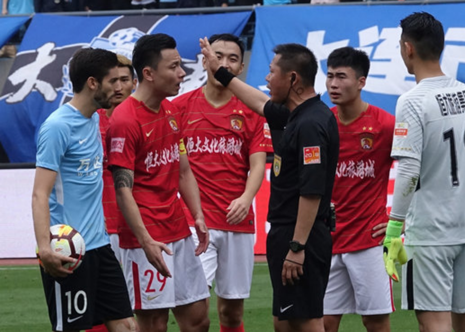 一方客场不敌恒大，实力劣势需努力提升
